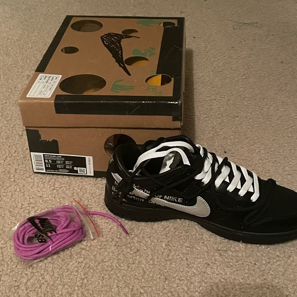 Nike dunk lot 50 size 9.5 w extra laces - Picture 3 of 3